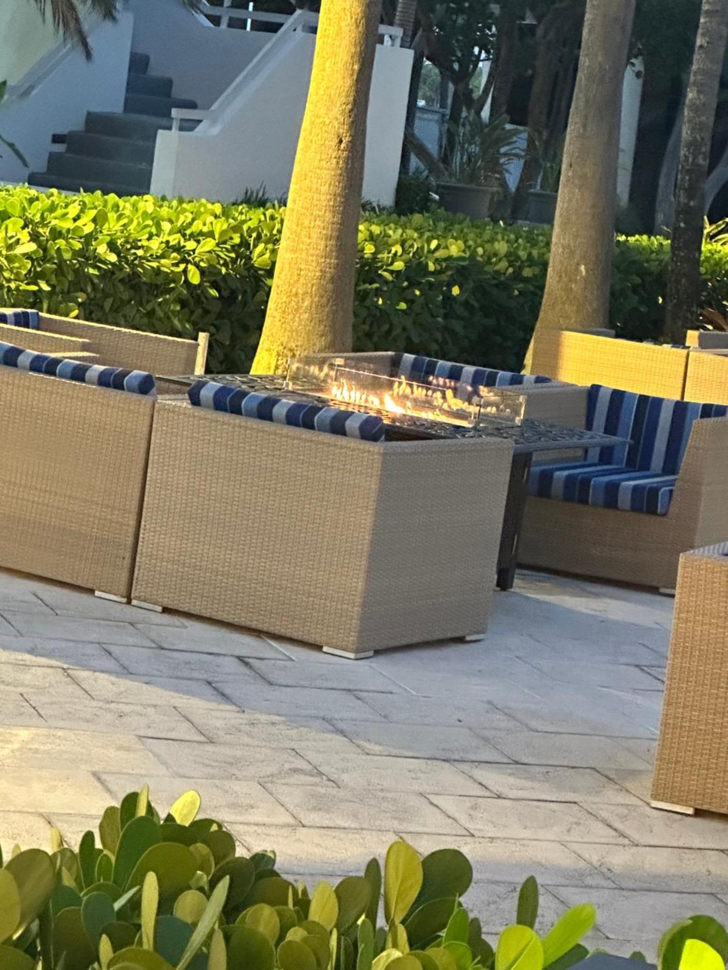 Galleryone Doubletree Hilton Gc Secret Blending Fort Lauderdale Exteriör bild